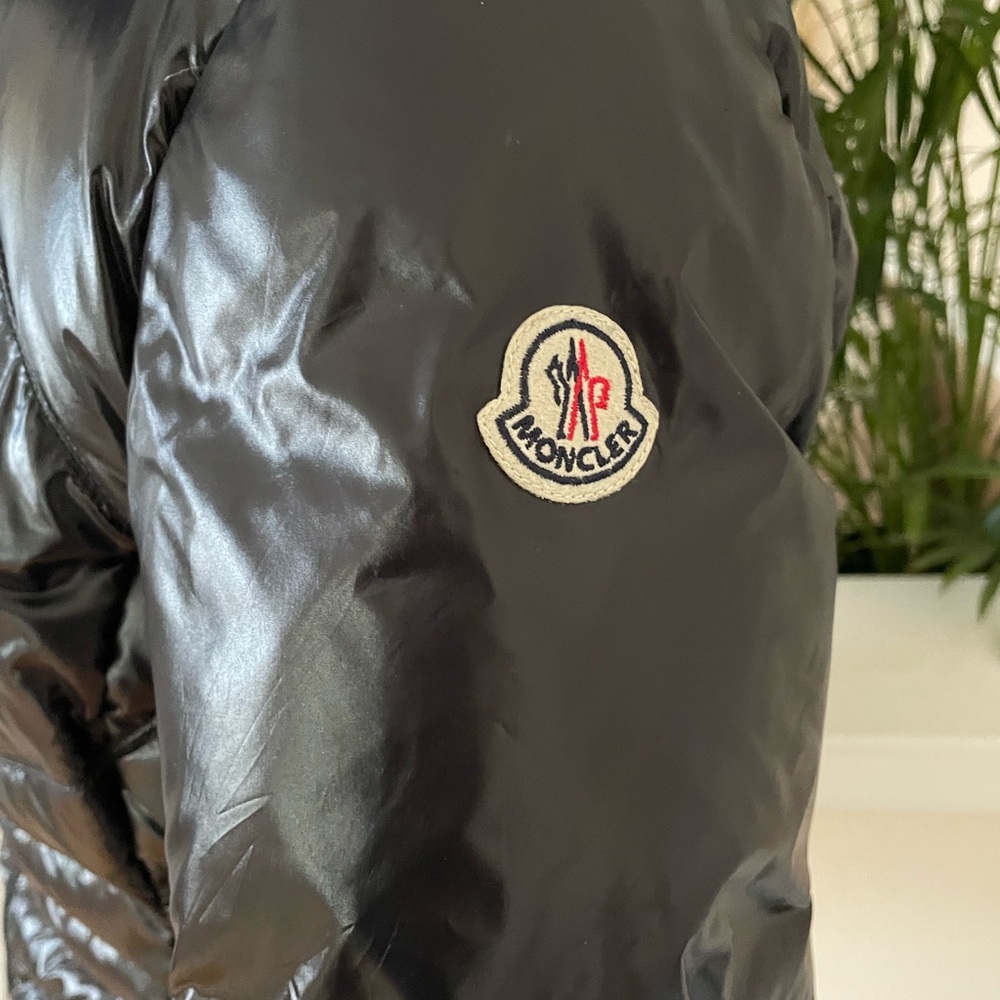 Moncler puffer jacket - Picture 3 of 14
